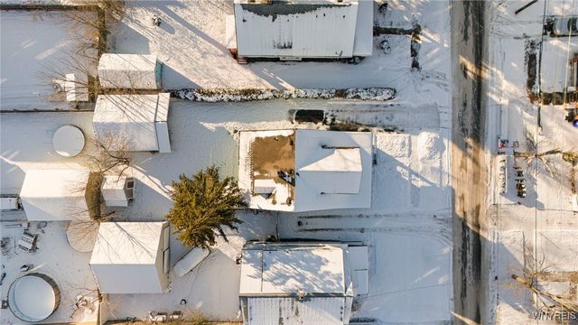 2233 South Avenue, Niagara Falls, NY 14305