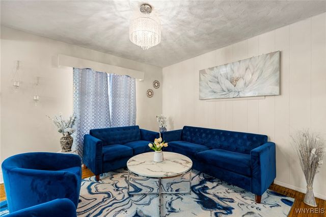 2233 South Avenue, Niagara Falls, NY 14305