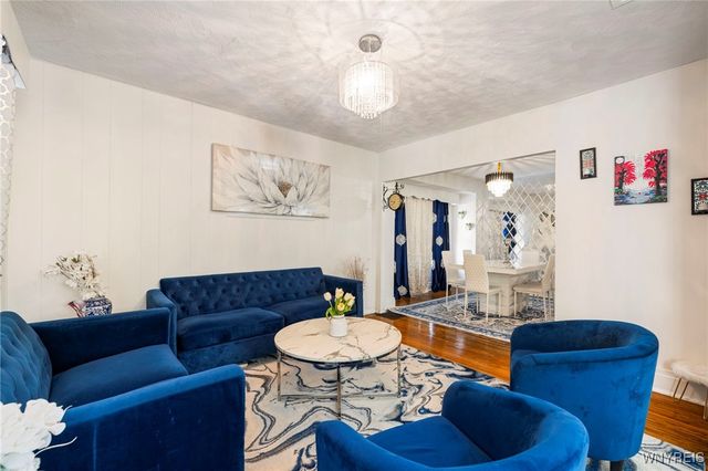 2233 South Avenue, Niagara Falls, NY 14305