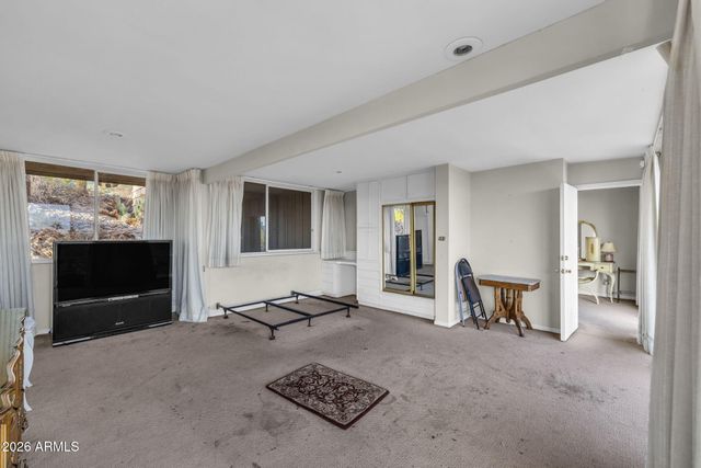 2141 E PALO VERDE Drive, Phoenix, AZ 85016