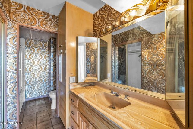 2141 E PALO VERDE Drive, Phoenix, AZ 85016