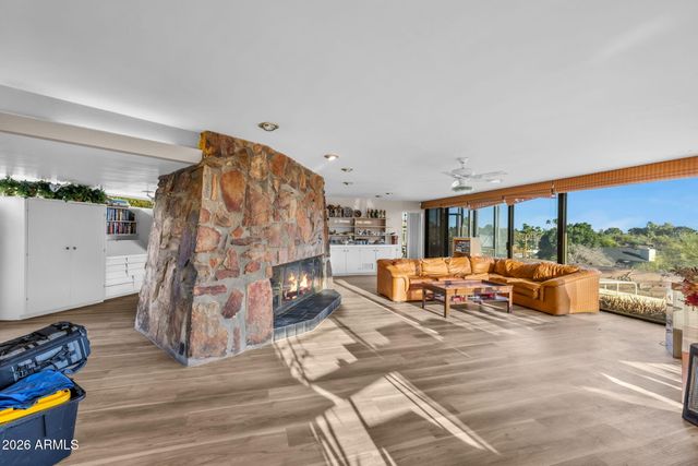 2141 E PALO VERDE Drive, Phoenix, AZ 85016