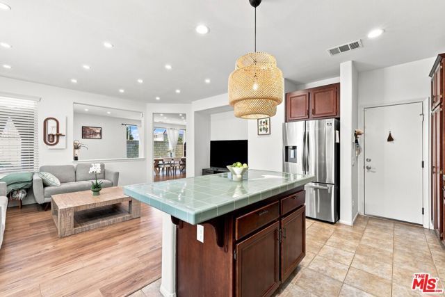 27259 Cloverhurst Place, Canyon Country (santa Clarita), CA 91387