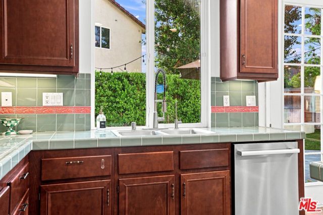 27259 Cloverhurst Place, Canyon Country (santa Clarita), CA 91387