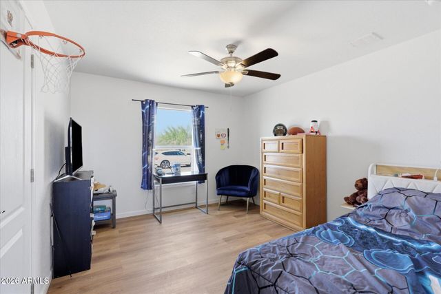 833 W Tepee Street, Apache Junction, AZ 85120