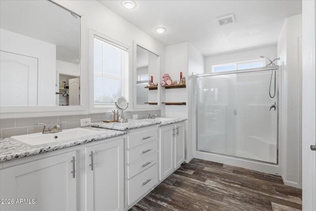 833 W Tepee Street, Apache Junction, AZ 85120