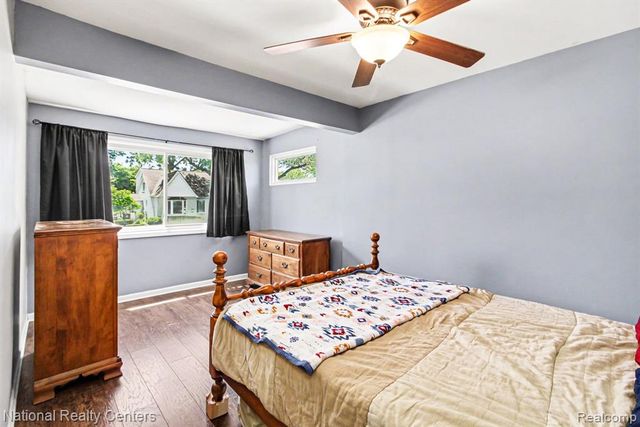 166 W Brickley Avenue, Hazel Park, MI 48030