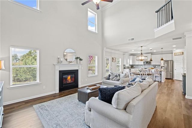 705 Owens Circle, Canton, GA 30115