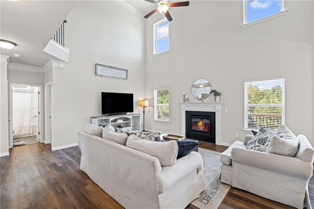 705 Owens Circle, Canton, GA 30115