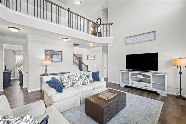 705 Owens Circle, Canton, GA 30115