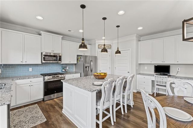 705 Owens Circle, Canton, GA 30115