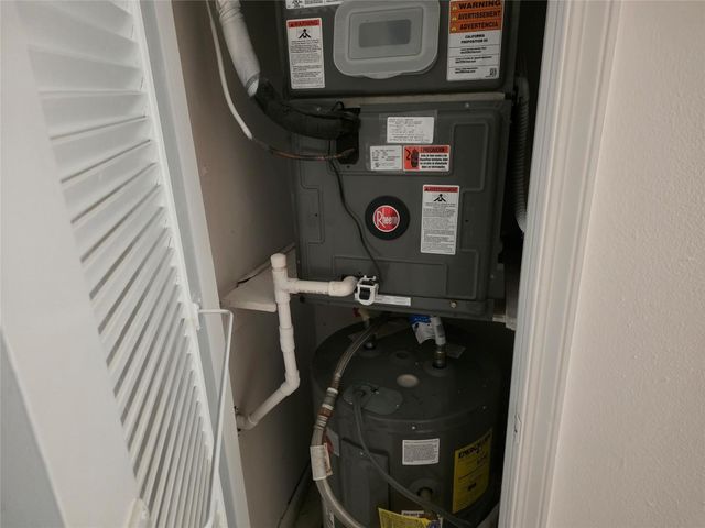 959 SE 2nd Avenue 204, Deerfield Beach, FL 33441