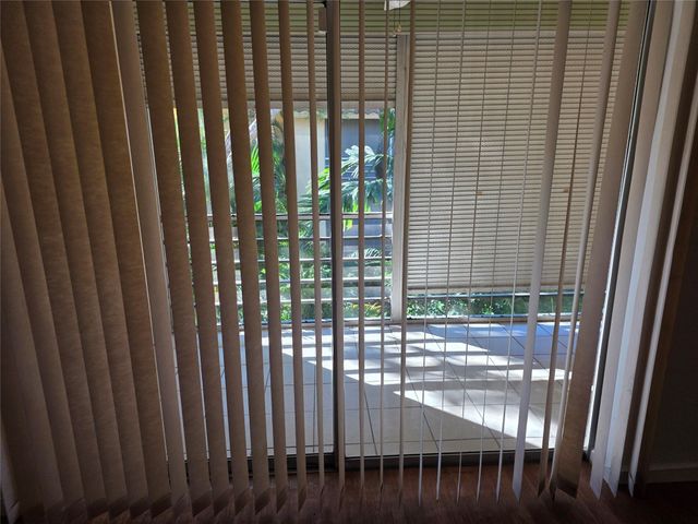 959 SE 2nd Avenue 204, Deerfield Beach, FL 33441