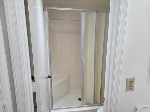 959 SE 2nd Avenue 204, Deerfield Beach, FL 33441