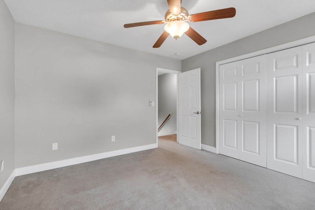 Image 17 of property listing at 252 Howle Avenue A-3, Charleston, SC 29412