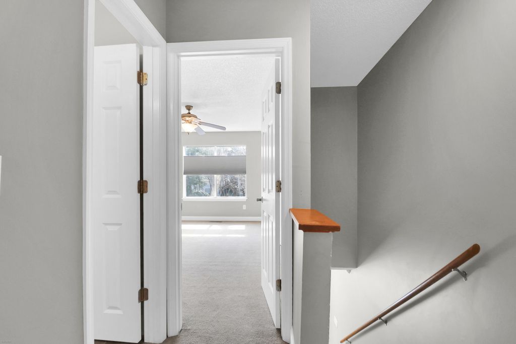 Image 18 of property listing at 252 Howle Avenue A-3, Charleston, SC 29412