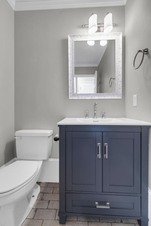 Image 7 of property listing at 252 Howle Avenue A-3, Charleston, SC 29412