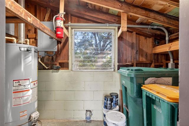 607 PATRICIA AVENUE, Fruitland Park, FL 34731