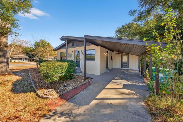 607 PATRICIA AVENUE, Fruitland Park, FL 34731