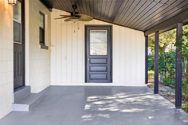 607 PATRICIA AVENUE, Fruitland Park, FL 34731