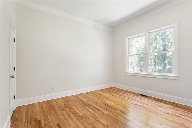 2470 E Tupelo Street SE, Atlanta, GA 30317