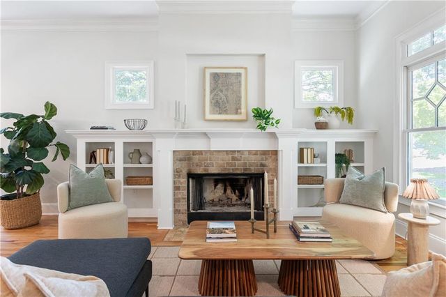 2470 E Tupelo Street SE, Atlanta, GA 30317