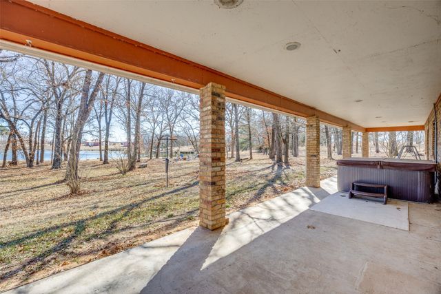 2101 County Road 2716, Honey Grove, TX 75446