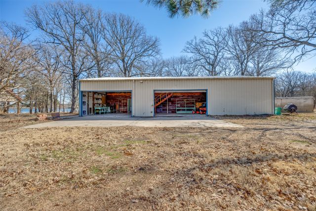 2101 County Road 2716, Honey Grove, TX 75446