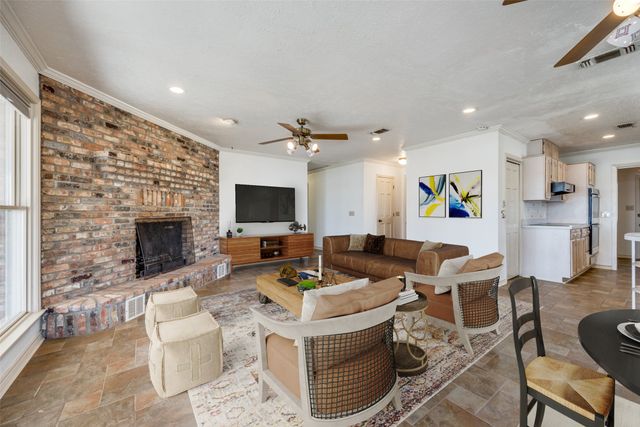 2101 County Road 2716, Honey Grove, TX 75446