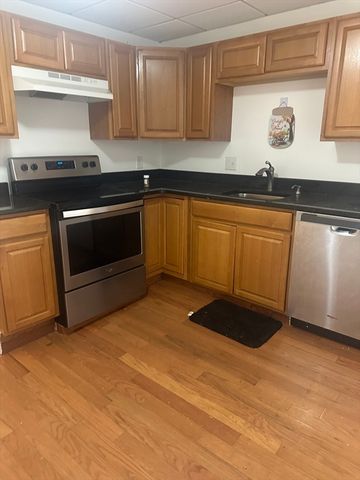 115-117 Stone 2, Clinton, MA 01510