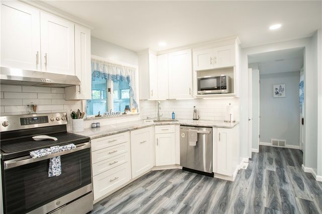 430 College Ave., Beaver, PA 15009