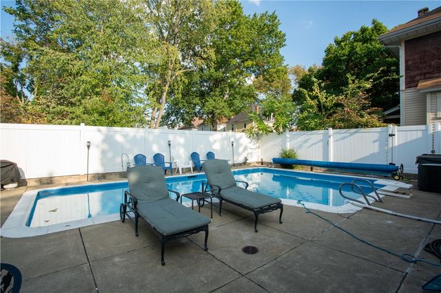 430 College Ave., Beaver, PA 15009