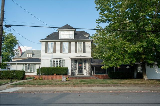 430 College Ave., Beaver, PA 15009