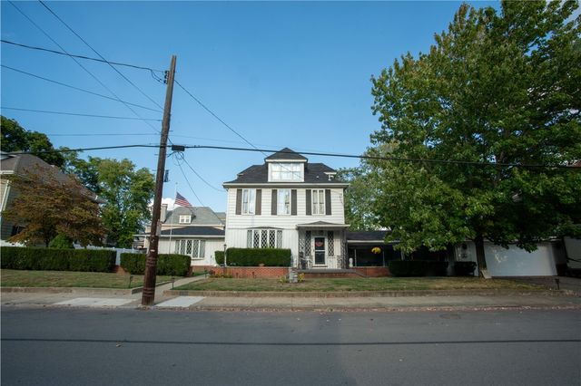 430 College Ave., Beaver, PA 15009