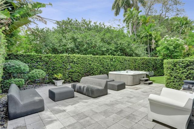 129 N Victoria Park Road, Fort Lauderdale, FL 33301