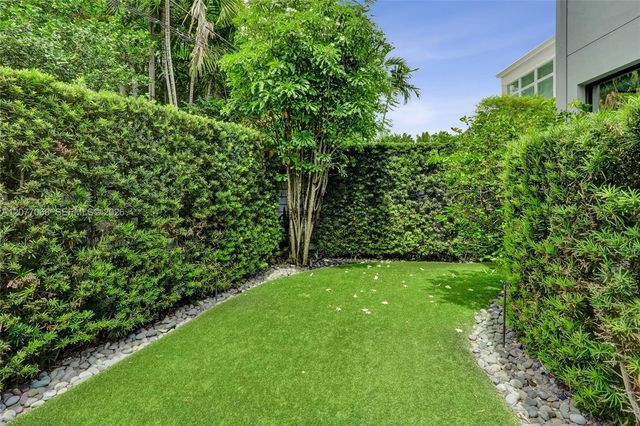 129 N Victoria Park Road, Fort Lauderdale, FL 33301