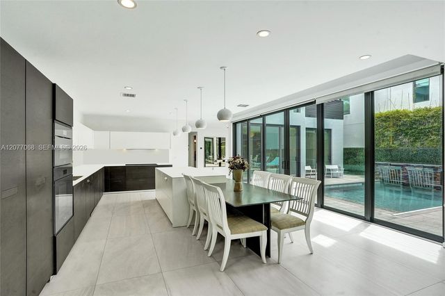 129 N Victoria Park Road, Fort Lauderdale, FL 33301