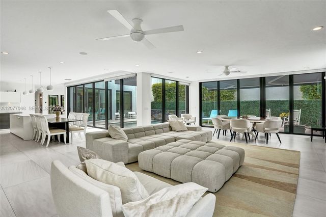 129 N Victoria Park Road, Fort Lauderdale, FL 33301