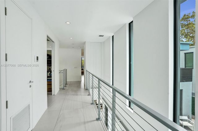 129 N Victoria Park Road, Fort Lauderdale, FL 33301