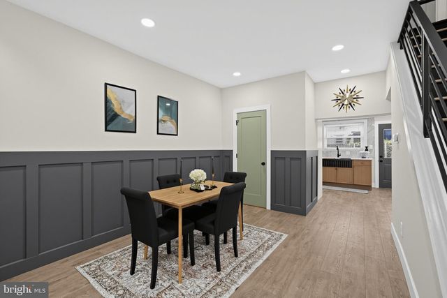 2426 S SARTAIN ST, Philadelphia, PA 19148