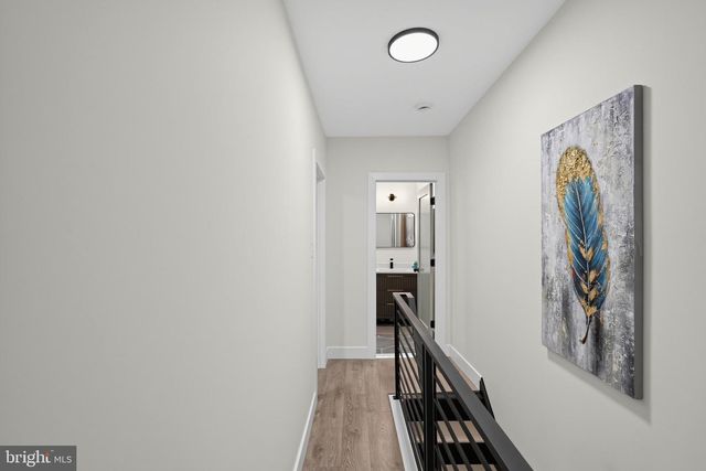 2426 S SARTAIN ST, Philadelphia, PA 19148
