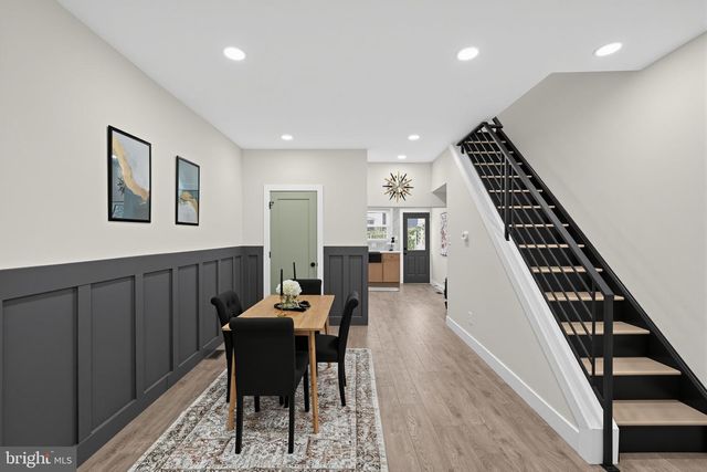2426 S SARTAIN ST, Philadelphia, PA 19148