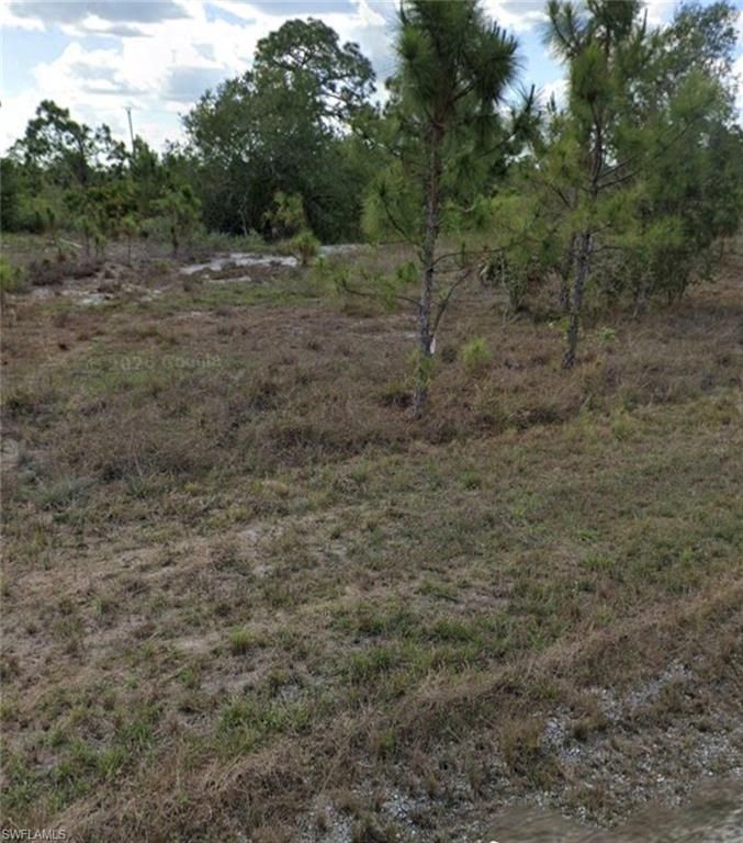 952 Kyle AVE, LEHIGH ACRES, FL 33974 — photo 2