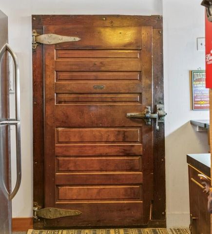 965 Deerland Road, Long Lake, NY 12847