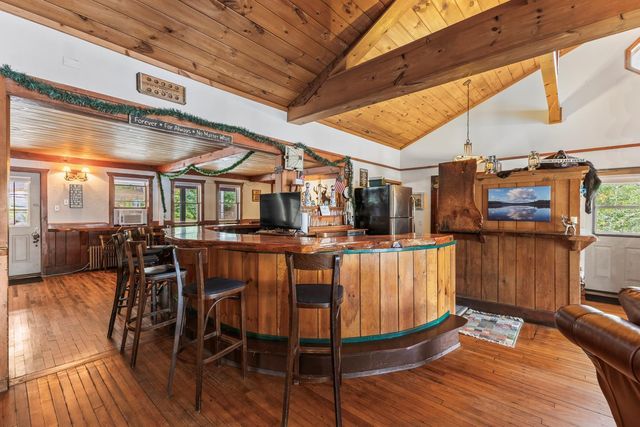 965 Deerland Road, Long Lake, NY 12847