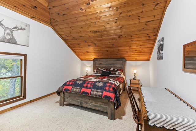 965 Deerland Road, Long Lake, NY 12847