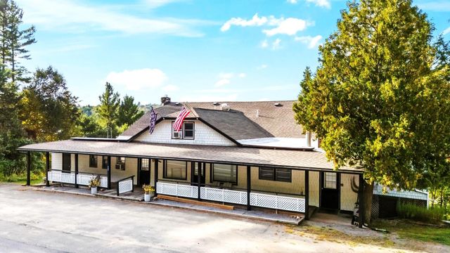 965 Deerland Road, Long Lake, NY 12847