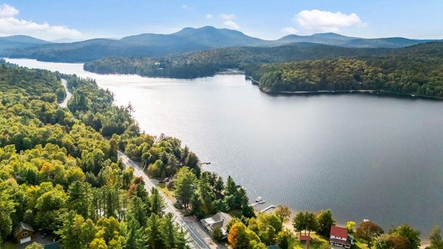 965 Deerland Road, Long Lake, NY 12847