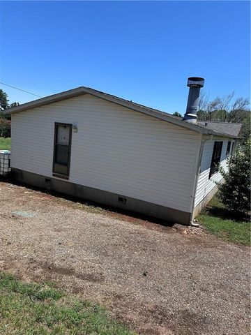 7509 Shady Oaks Road, Connelly Springs, NC 28612