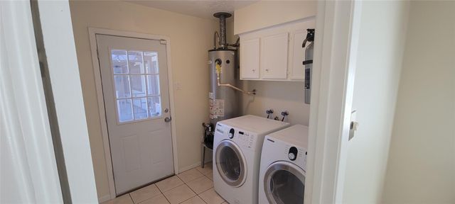 11302 Meadow Lake Drive, Houston, TX 77077